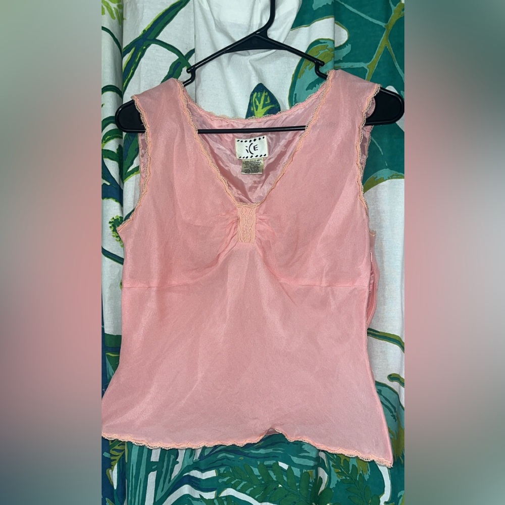 Size 10 vintage Pink Sleeveless Top.